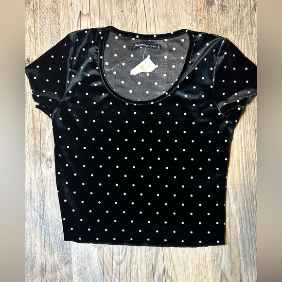 Abercrombie & Fitch Women S Black Velvet Polka Dot Lettuce Trim Crop Top - Picture 1 of 7